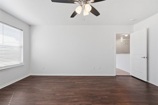 2008 Allyson Drive, Heartland, TX 75126