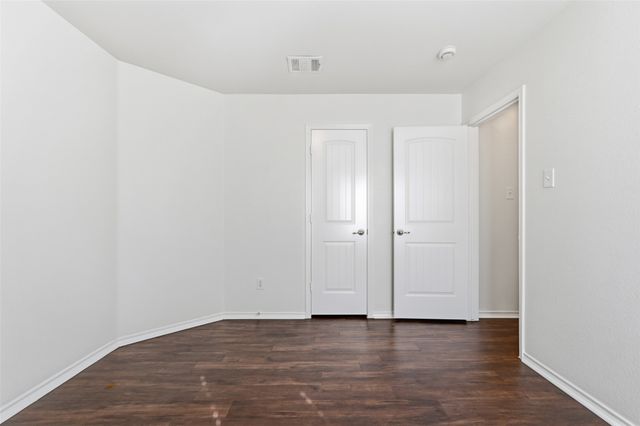 2008 Allyson Drive, Heartland, TX 75126