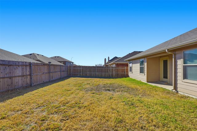 2008 Allyson Drive, Heartland, TX 75126