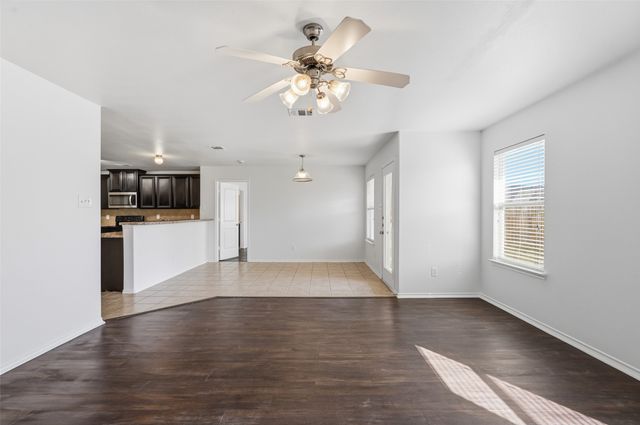 2008 Allyson Drive, Heartland, TX 75126