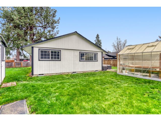 9334 Sw NEZ PERCE Ct, Tualatin, OR 97062