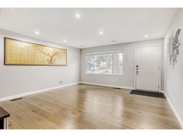 9334 Sw NEZ PERCE Ct, Tualatin, OR 97062