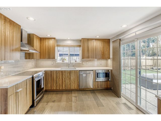 9334 Sw NEZ PERCE Ct, Tualatin, OR 97062