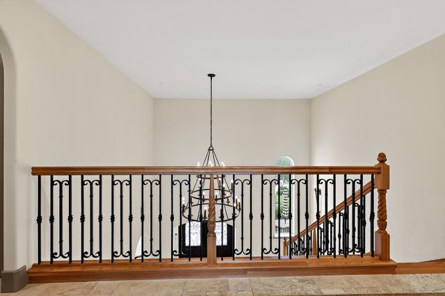 2564 E Sarazen, Fresno, CA 93730