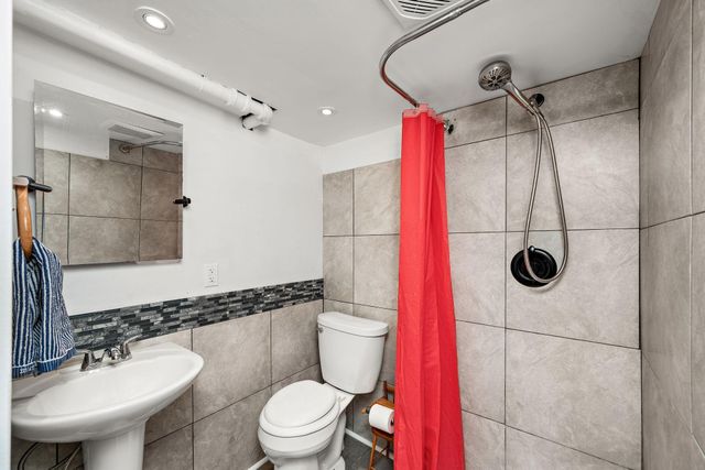 773 Howell Street N, Saint Paul, MN 55104