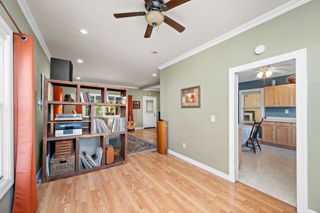 773 Howell Street N, Saint Paul, MN 55104