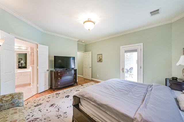 5346 Navarro Street, Houston, TX 77056