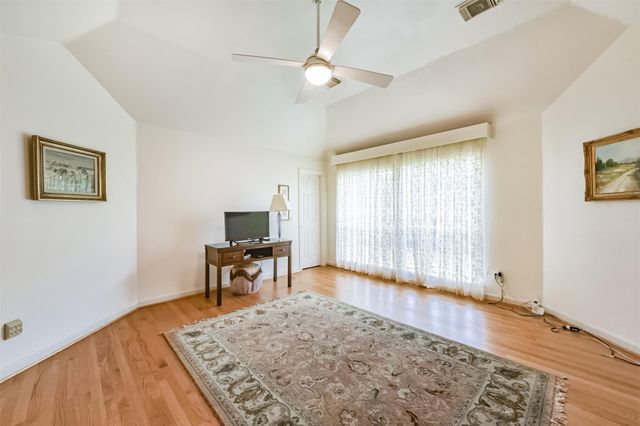 5346 Navarro Street, Houston, TX 77056