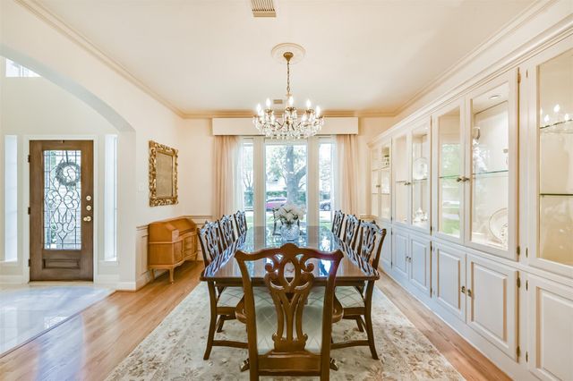 5346 Navarro Street, Houston, TX 77056