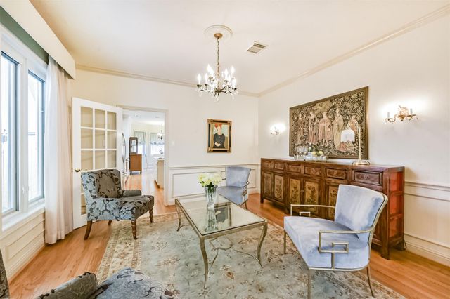 5346 Navarro Street, Houston, TX 77056