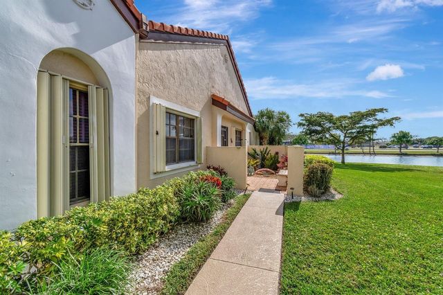 8240 Waterline Drive, Boynton Beach, FL 33472