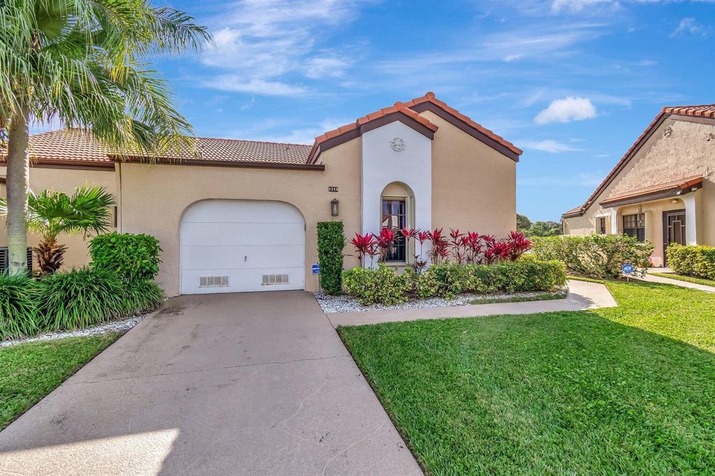 8240 Waterline Drive, Boynton Beach, FL 33472