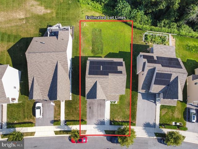 1744 DRIFTSTONE DR, Harrisburg, PA 17110
