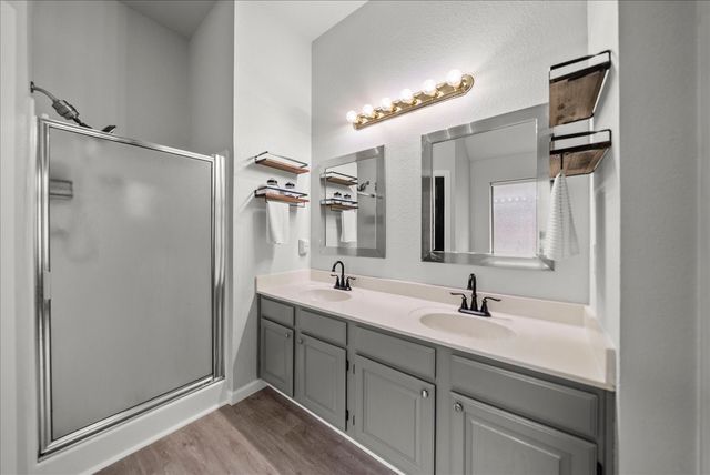 909 Dudley Street, Denton, TX 76205