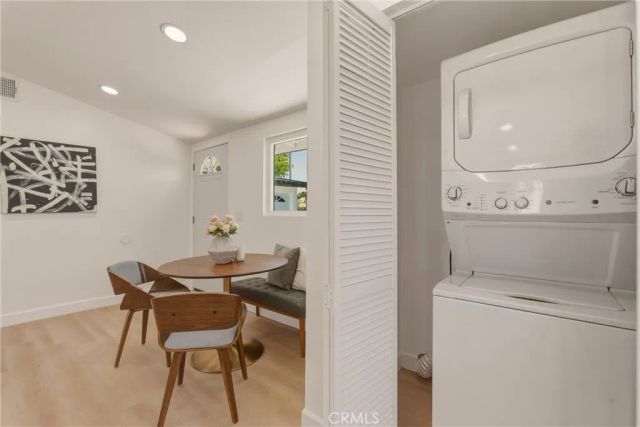 2107 Pomona, Costa Mesa, CA 92627