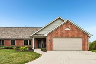 219 Windmill LANE, Walworth, WI 53184