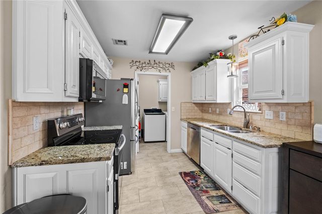 3702 Hansom Loop, Bentonville, AR 72712
