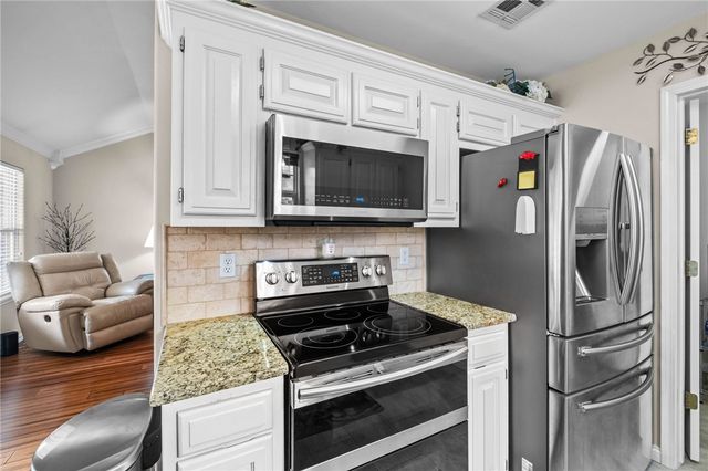 3702 Hansom Loop, Bentonville, AR 72712