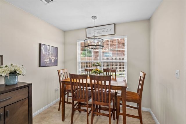 3702 Hansom Loop, Bentonville, AR 72712