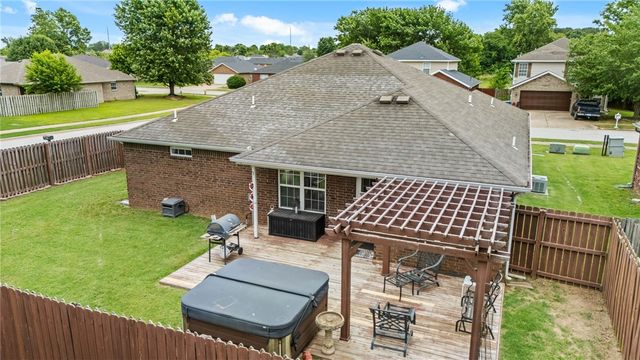 3702 Hansom Loop, Bentonville, AR 72712