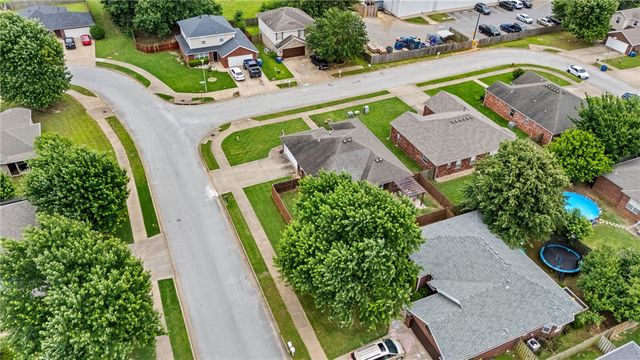 3702 Hansom Loop, Bentonville, AR 72712