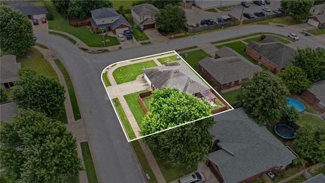 3702 Hansom Loop, Bentonville, AR 72712
