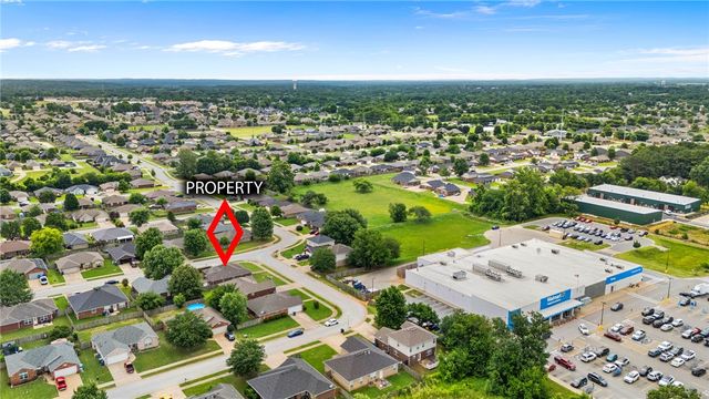 3702 Hansom Loop, Bentonville, AR 72712