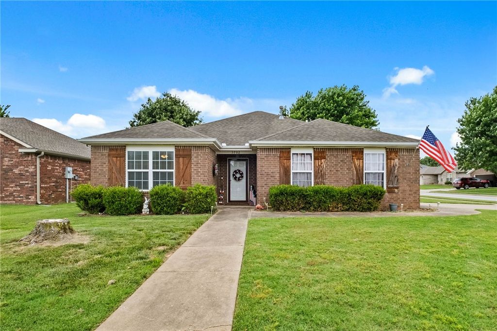 3702 Hansom Loop, Bentonville, AR 72712