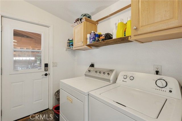 13905 Summit Valley, Hesperia, CA 92345