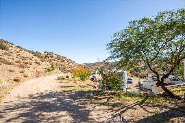 13905 Summit Valley, Hesperia, CA 92345