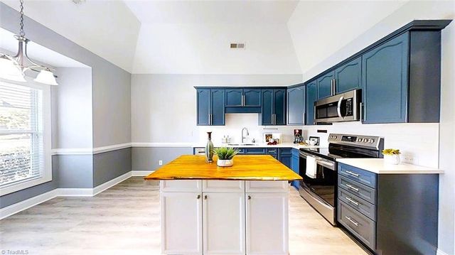 161 N Lake Louise Drive, Mocksville, NC 27028