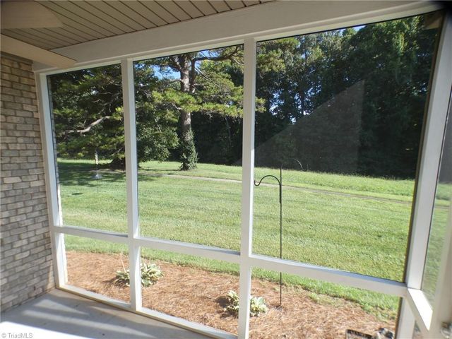161 N Lake Louise Drive, Mocksville, NC 27028