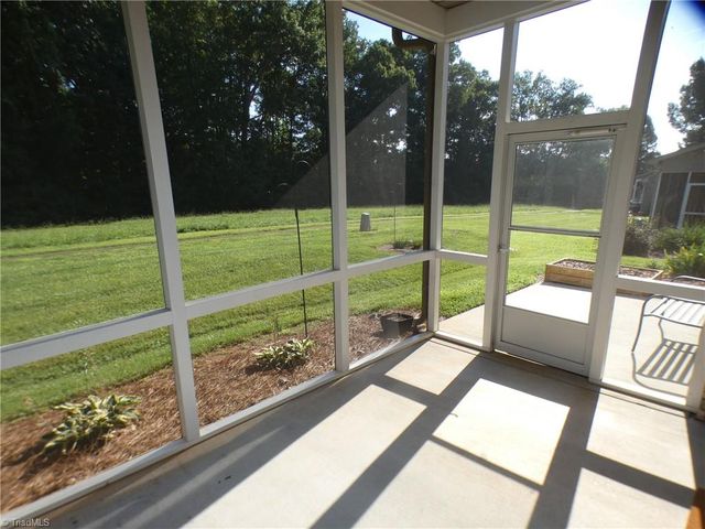 161 N Lake Louise Drive, Mocksville, NC 27028