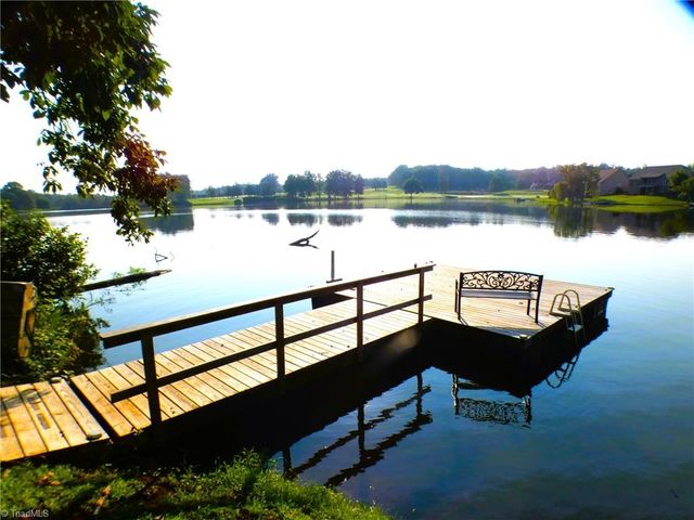 161 N Lake Louise Drive, Mocksville, NC 27028