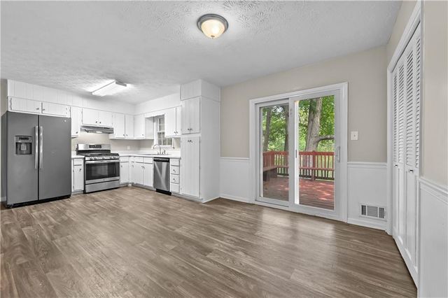 2914 Landmark Drive SE, Conyers, GA 30094