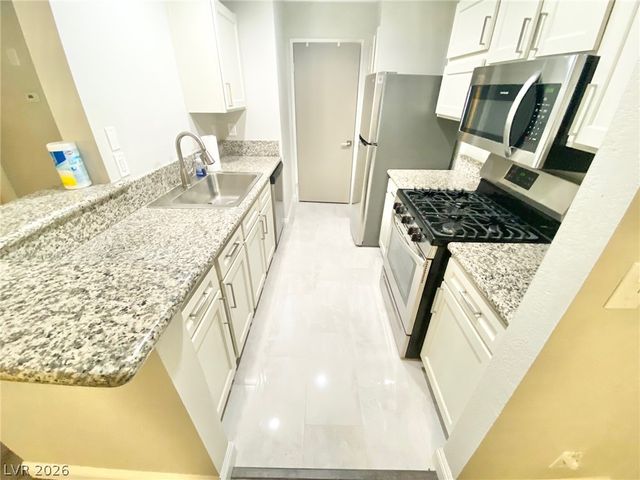 2200 South Fort Apache Road 1050, Las Vegas, NV 89117
