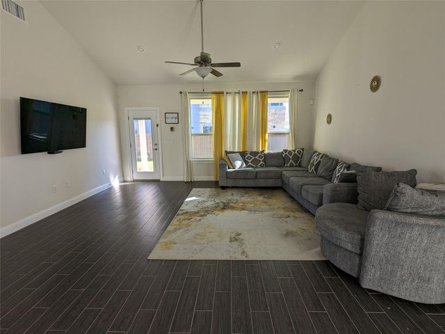 9905 Quercia DR 80W, Austin, TX 78717