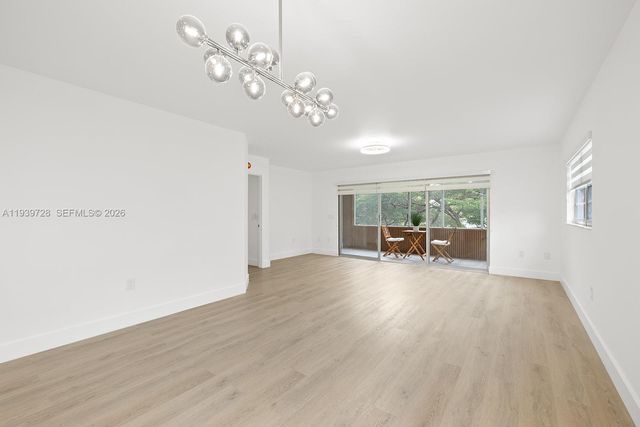 13105 SW 16th Ct 314L, Pembroke Pines, FL 33027