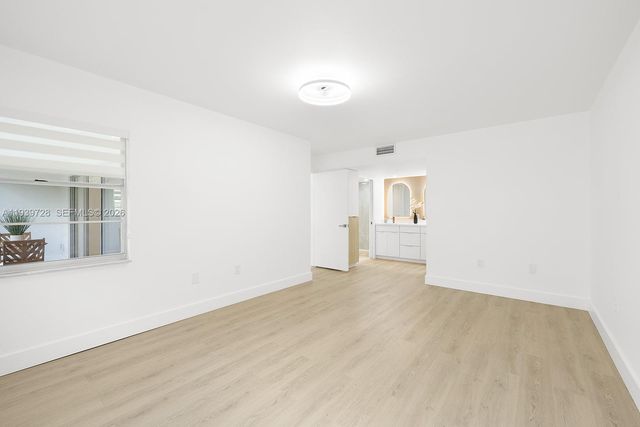 13105 SW 16th Ct 314L, Pembroke Pines, FL 33027