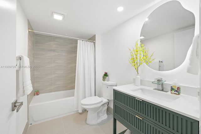 13105 SW 16th Ct 314L, Pembroke Pines, FL 33027