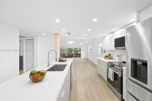 13105 SW 16th Ct 314L, Pembroke Pines, FL 33027