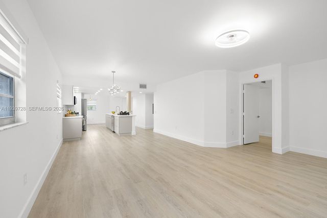 13105 SW 16th Ct 314L, Pembroke Pines, FL 33027