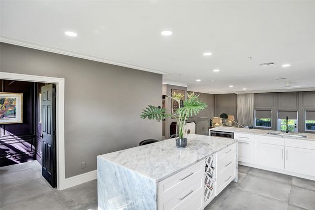 2706 NE 8th Avenue 2706, Wilton Manors, FL 33334