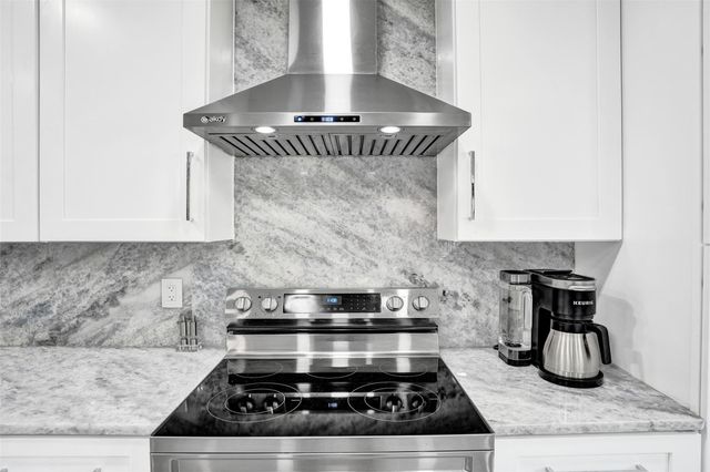 2706 NE 8th Avenue 2706, Wilton Manors, FL 33334