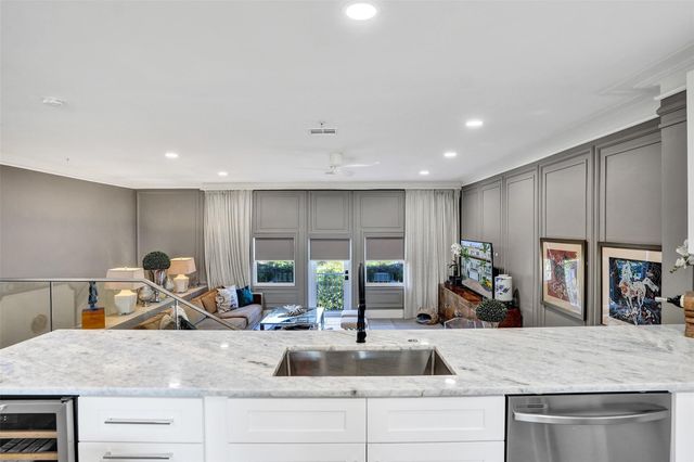 2706 NE 8th Avenue 2706, Wilton Manors, FL 33334