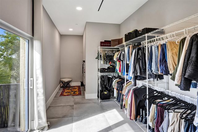 2706 NE 8th Avenue 2706, Wilton Manors, FL 33334