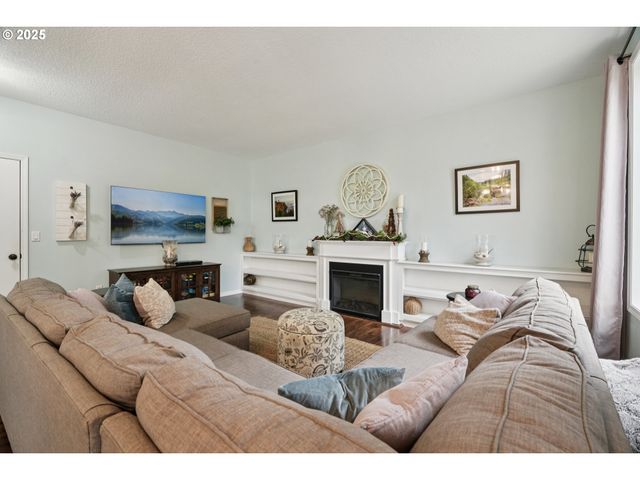 434 51ST St, Washougal, WA 98671