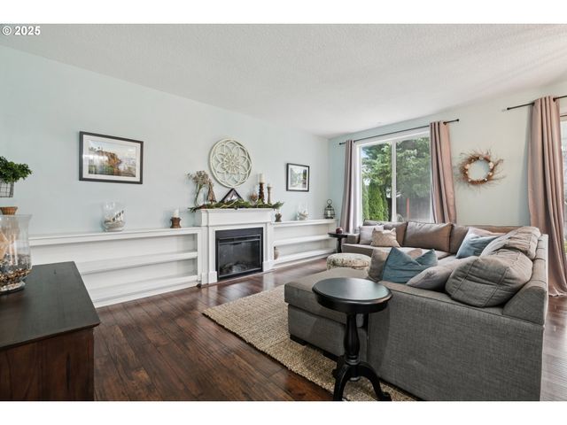 434 51ST St, Washougal, WA 98671