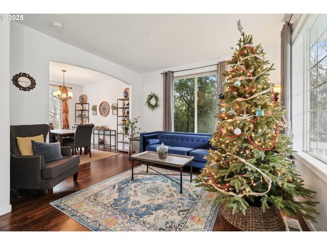 434 51ST St, Washougal, WA 98671