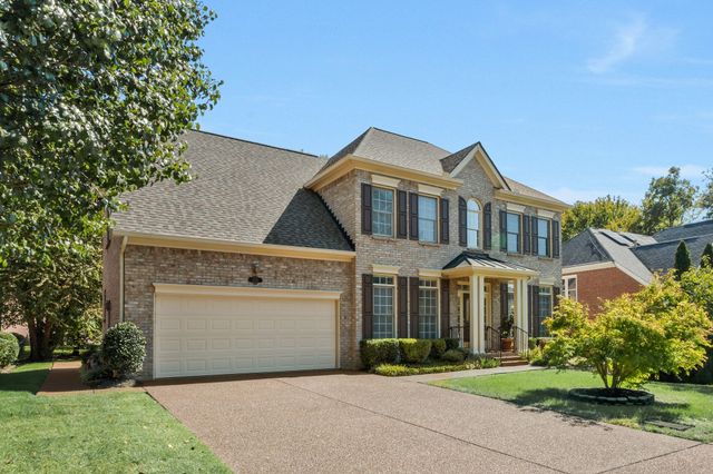 4550 Winfield Dr, Nashville, TN 37211